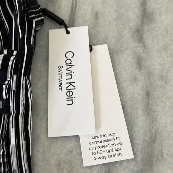 Calvin Klein Black & White Compression Fit Tankini Top Woman Size Small NWT - Picture 6 of 9